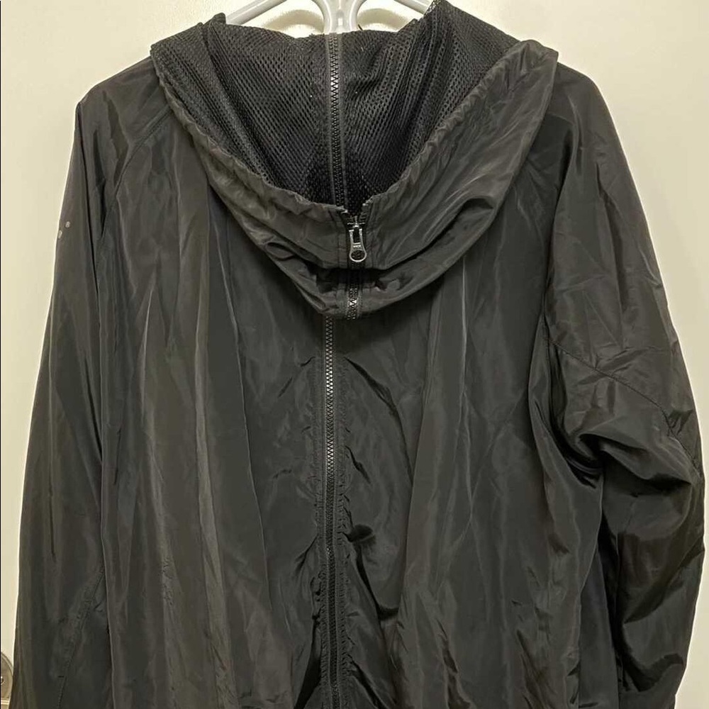 Waterproof/windbreaker jacket - Picture 2 of 5